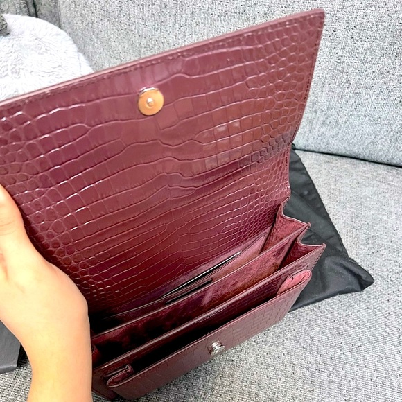 Saint Laurent YSL Burgundy Croc Medium Sunset Leather Bag - Picture 9 of 12